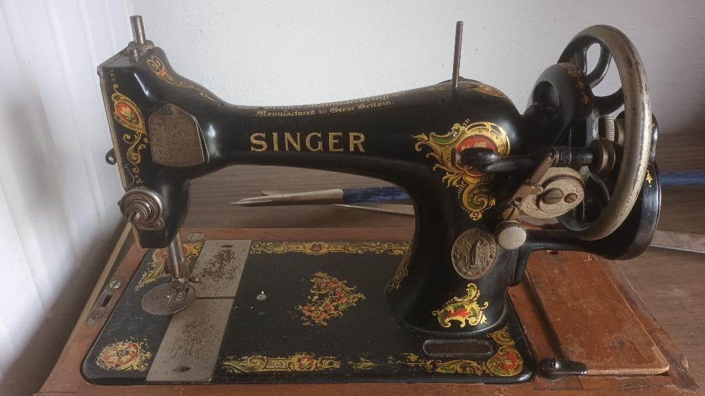 Antiek naaimachine, Antiek en Kunst, Ophalen