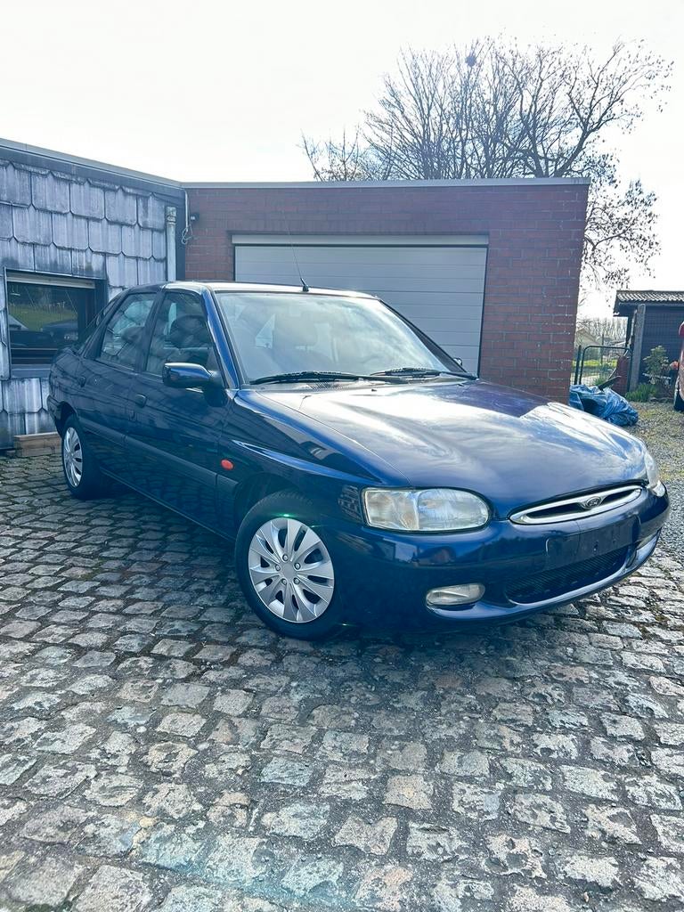 Ford Escort 1.4 Benzine *EERSTE EIGENAAR* *85.100KM*, Auto's, Ford, Escort, Particulier, Te koop, Benzine