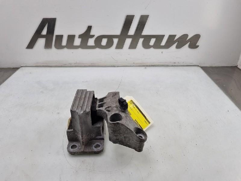 MOTORSTEUN Renault Megane III Grandtour (KZ), Gebruikt, Renault