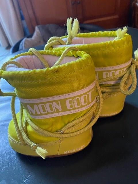 Originele MOON BOOTS maat 19 - 22  Nieuwstaat, Jongen of Meisje, Ophalen of Verzenden, MOON BOOTS, Laarzen