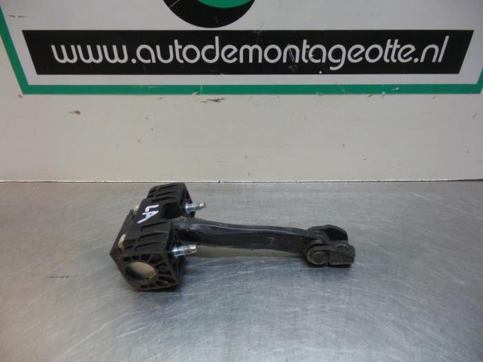 Butée 4portes arrière gauche d'un Opel Astra (Astra H 04-), -, Opel, Utilisé, -