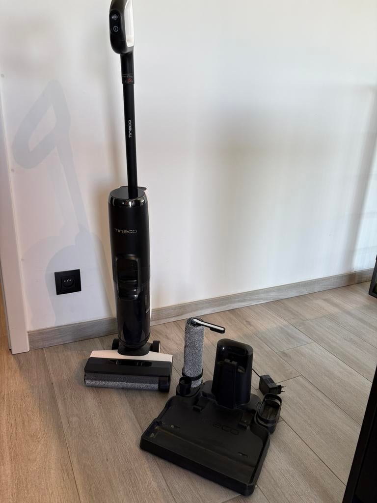 - Nettoyeur de sols, Elektronische apparatuur, Stofzuigers, Gebruikt, Robotstofzuiger, Reservoir, Ophalen