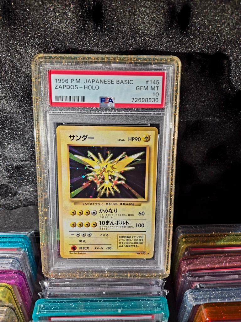 Pokemon zapdos holo basic (base) japanese PSA 10 gem mint, Hobby en Vrije tijd, Verzamelkaartspellen | Pokémon, Ophalen