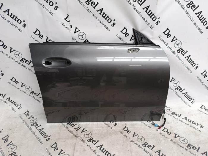 Portier 4Deurs rechts-voor van een Mercedes CLA (7787), Gebruikt, -, Deur, Ophalen of Verzenden