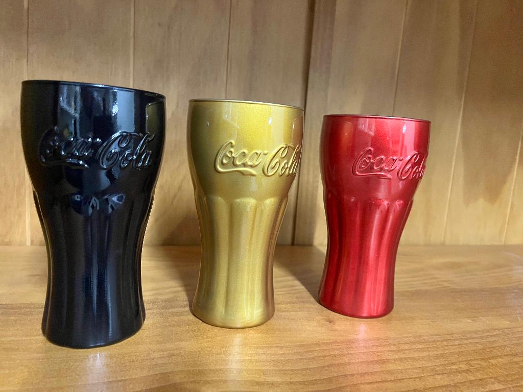 Coca Cola glazen 3 verschillende kleuren 7,7 x 14,5 cm, Verzamelen, Ophalen, Nieuw, Frisdrankglas