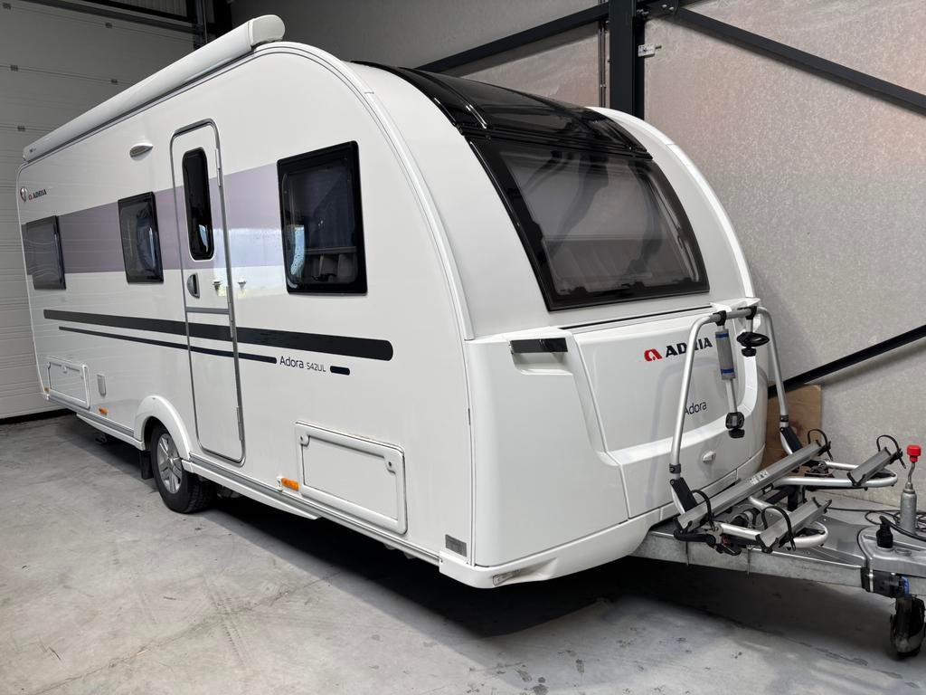 Adria adora 540 aparte bedden. 2017, Caravans en Kamperen, Caravans, Particulier, Fietsenrek, Adria