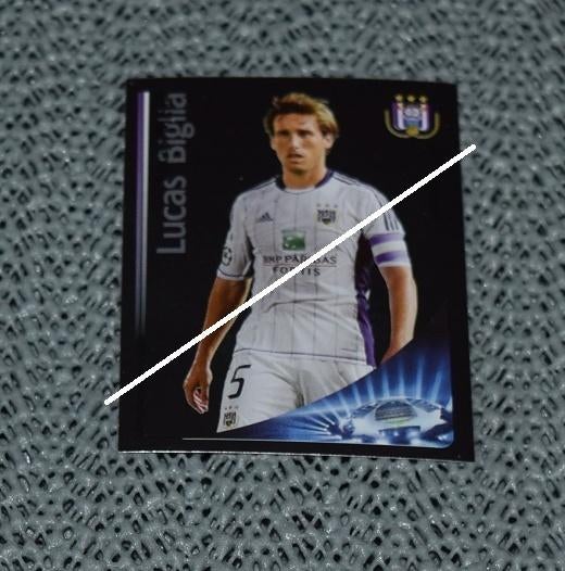Panini CL 2012 -2013 RSC Anderlecht / Lucas Biglia, Verzamelen, Ophalen of Verzenden, Nieuw, Poster, Plaatje of Sticker