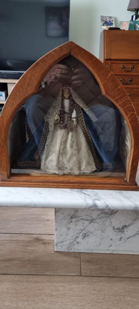 MADONNA IN HOUTEN GLOBE, Antiek en Kunst, Ophalen