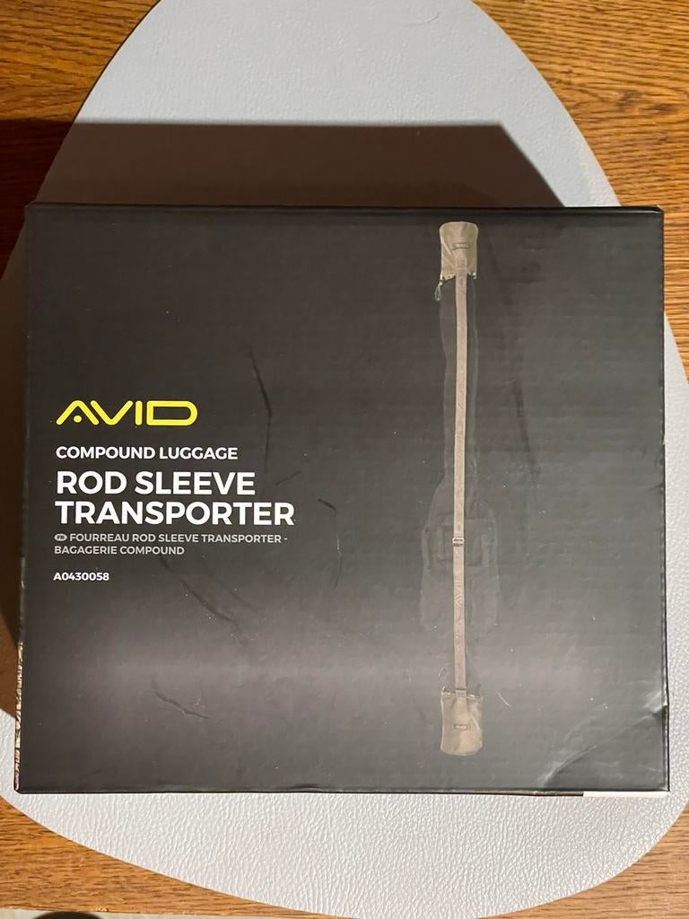 Avid Carp rod sleeve Transporter ( nieuw ), Ophalen of Verzenden, Nieuw, Complete set