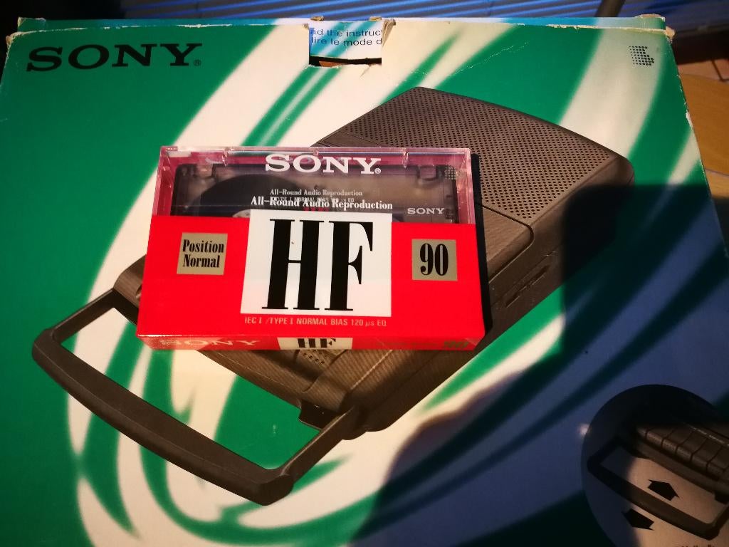 Sony TCM -939 Ongebruikt uit 1995, TV, Hi-fi & Vidéo, Decks cassettes, Simple, Sony, Tape counter, Enlèvement ou Envoi