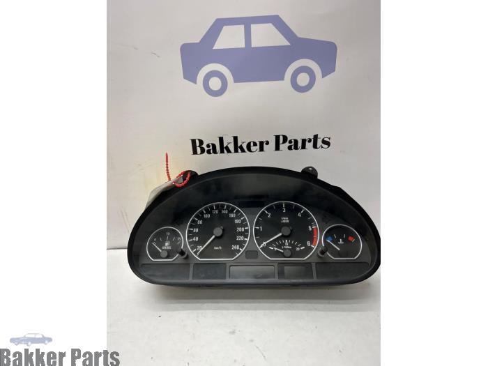 Compteur kilométrique KM d'un BMW 3-Serie, -, -, 3 mois de garantie, Utilisé