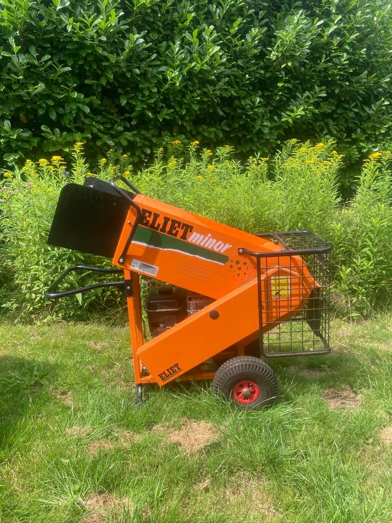 Hakselaar te huur, Jardin & Terrasse, Déchiqueteurs, Enlèvement, Utilisé, Essence, Eliet