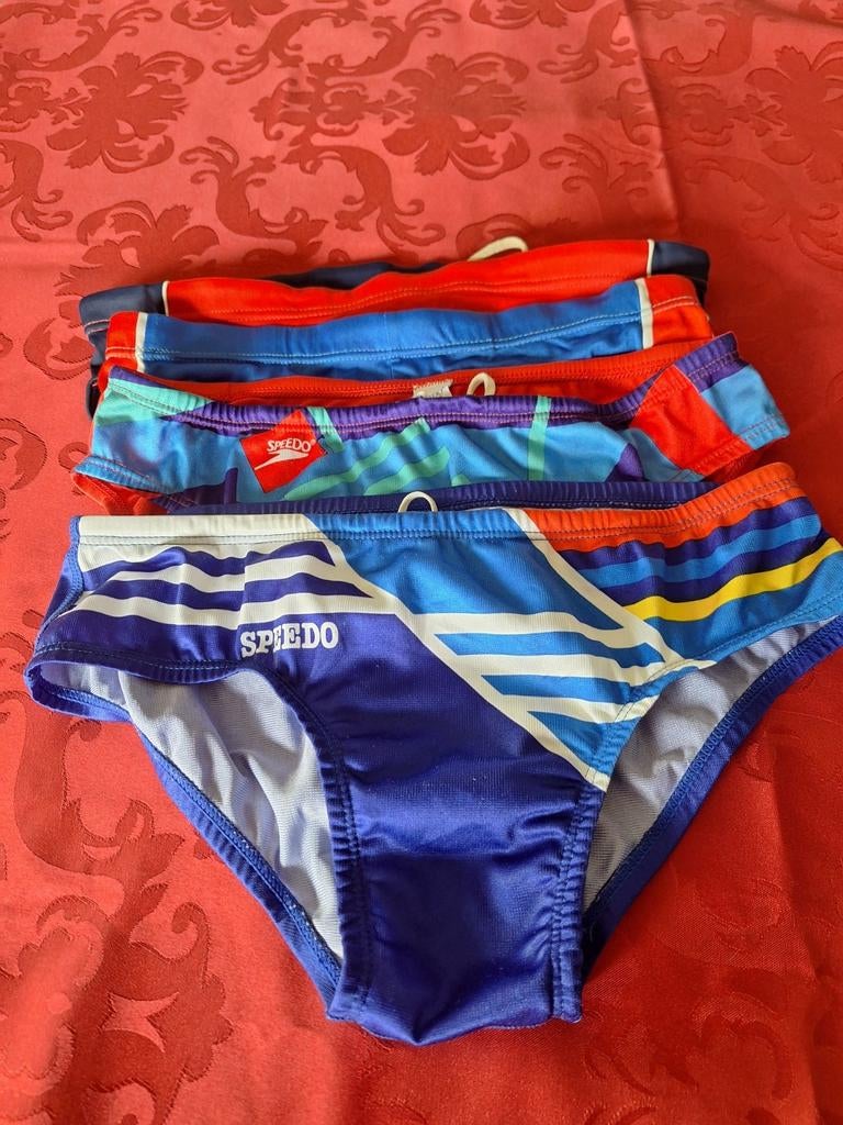 Lot de 4 maillots de bain garçons Taille 152  et 164  speedo, Garçon, Taille 152, Maillot de bain, Comme neuf