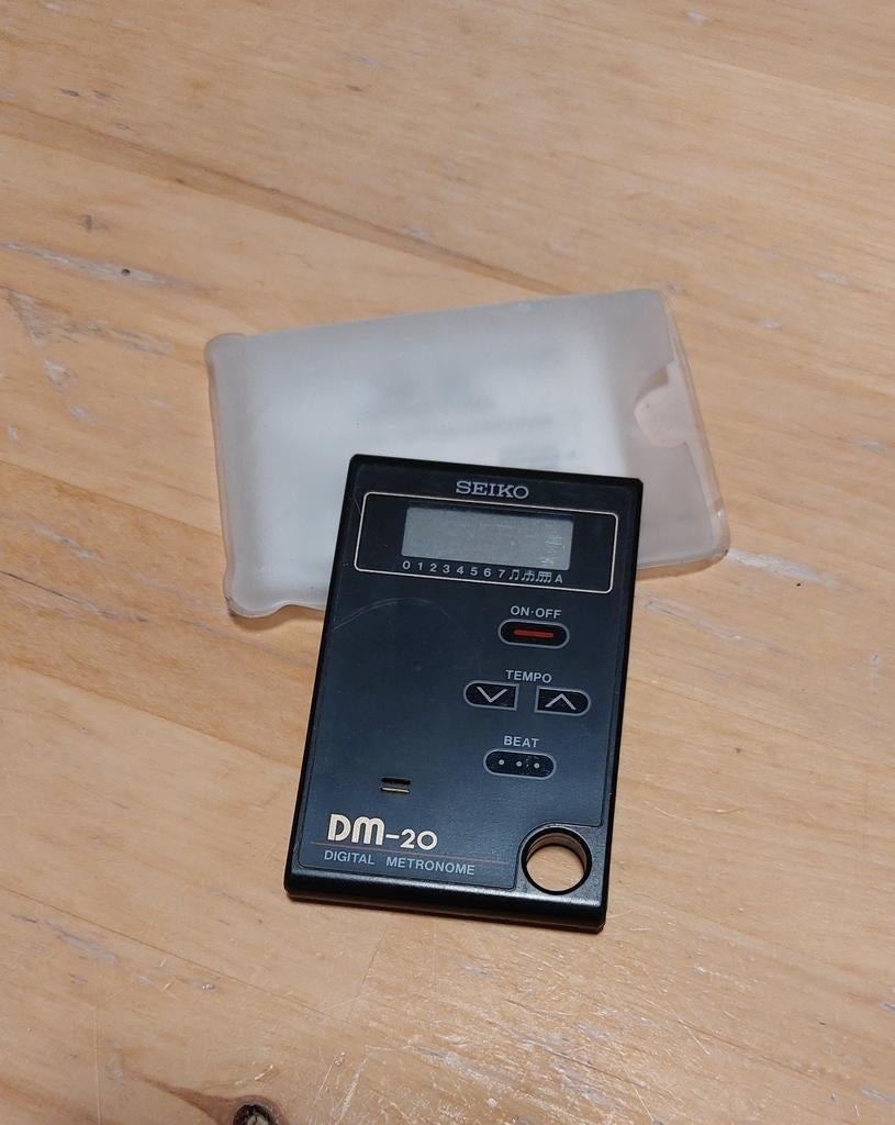 Elektronische metronoom - merk Seiko, Ophalen