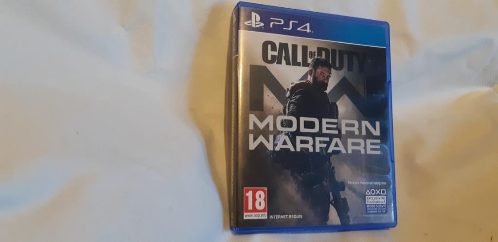 CALL OF DUTY  MODERN WARFARE, Consoles de jeu & Jeux vidéo, Enlèvement, Utilisé