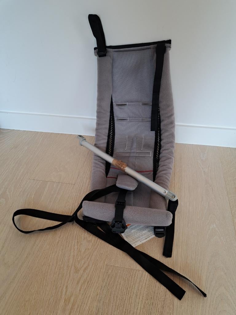 Thule baby sling, Ophalen