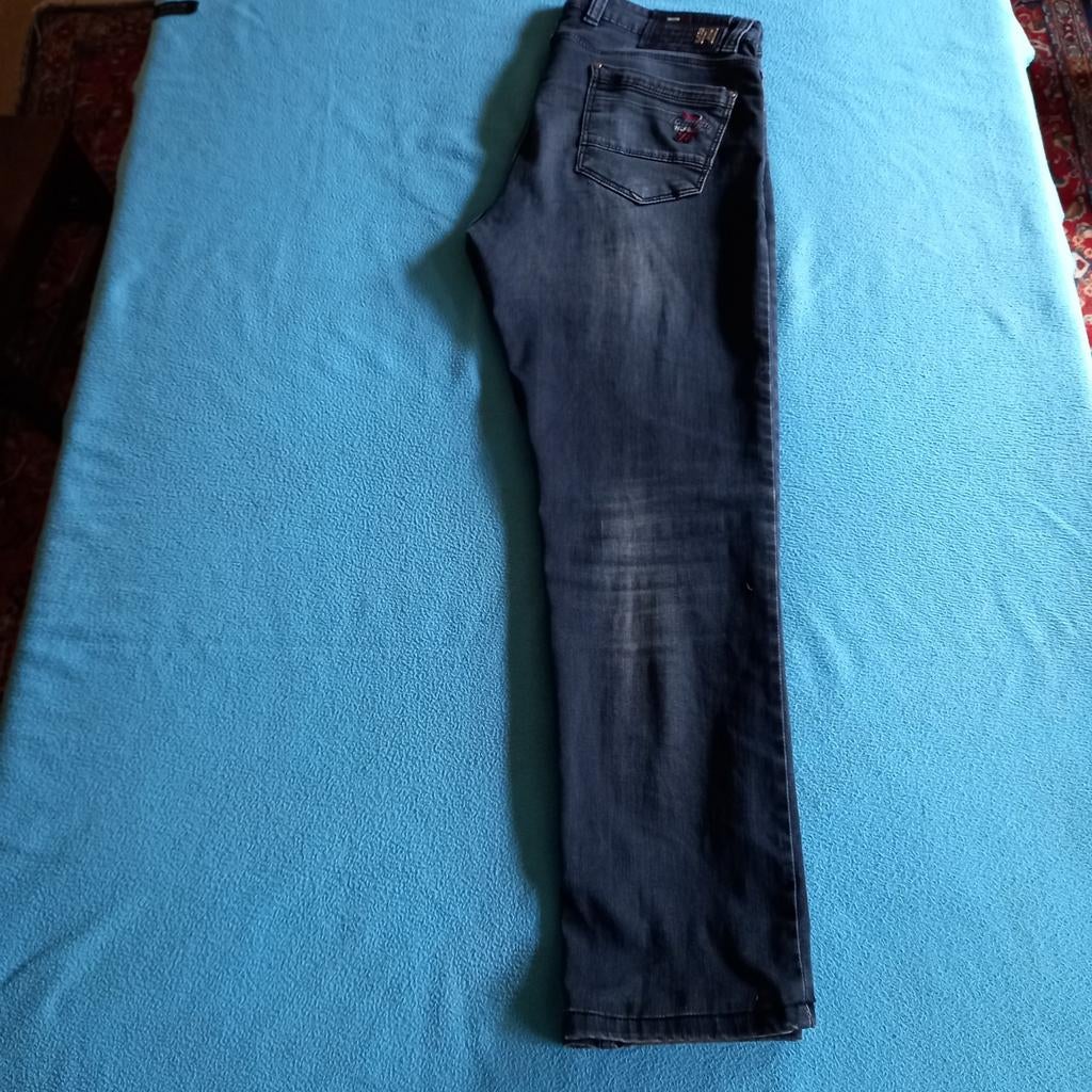 pantalons en jean, Enlèvement ou Envoi