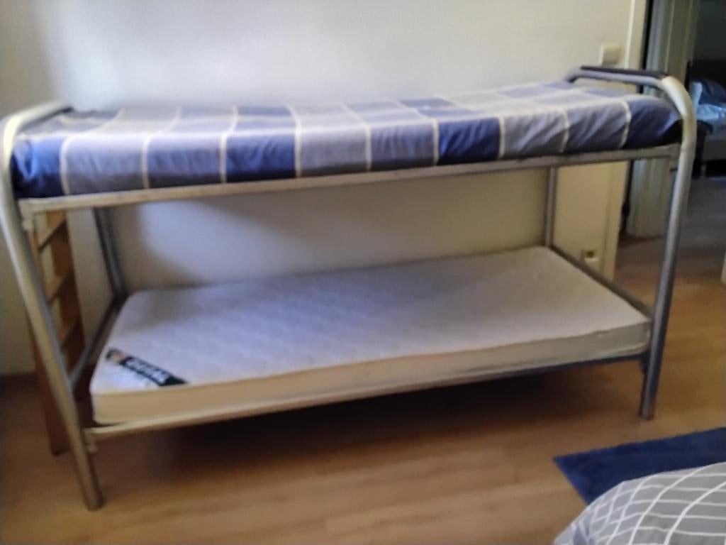 Stapelbed+matrassen en trap, Huis en Inrichting, Ophalen, Stapelbed