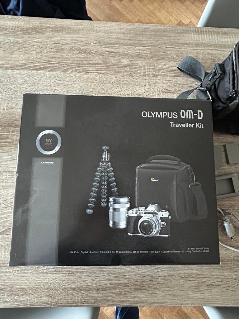 Olympus traveller kit camera, TV, Hi-fi & Vidéo, Appareils photo numériques, Utilisé, Olympus, Enlèvement ou Envoi