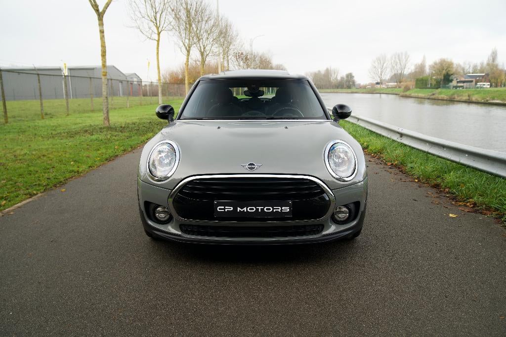 MINI COOPER CLUBMAN AUTOMAAT | PANO | PDC | MOONWALK GREY, Auto's, Mini, Stof, Bedrijf, 1499 cc, 100 kW