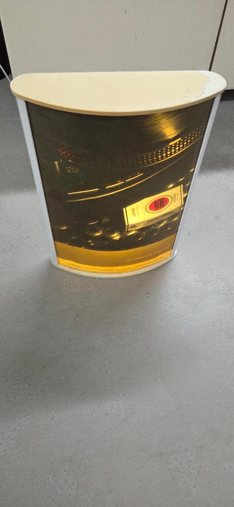 enseigne cigarettes publicitaire Luky, Collections, Enlèvement, Panneau publicitaire