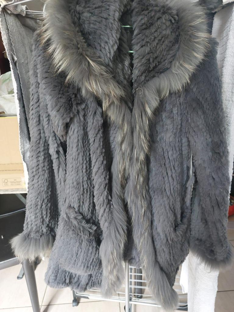 Manteau en fourrure de lapin, Vêtements | Femmes, Graham and Marshall, Taille 38/40 (M), Enlèvement ou Envoi, Autres couleurs