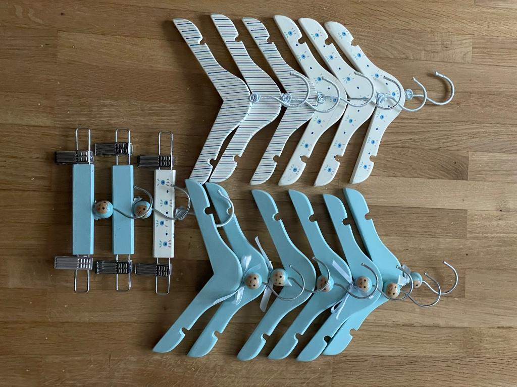 Lot de cintres pour bébé ZARA, Enlèvement