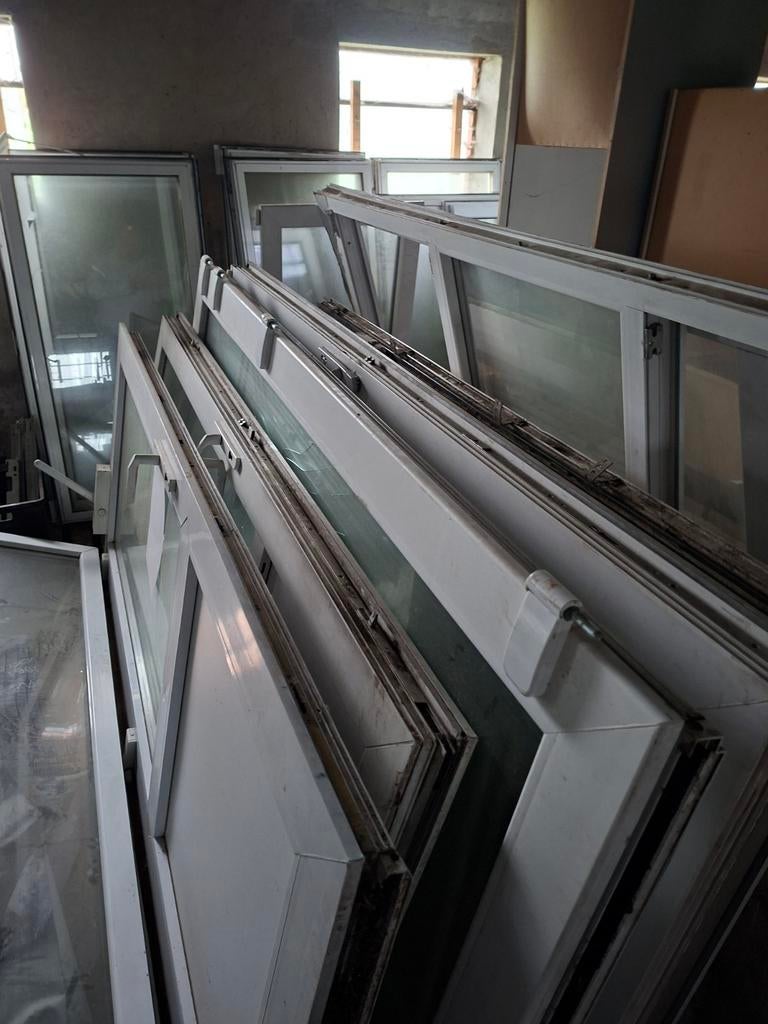 Fenêtres en PVC utilisées, Enlèvement