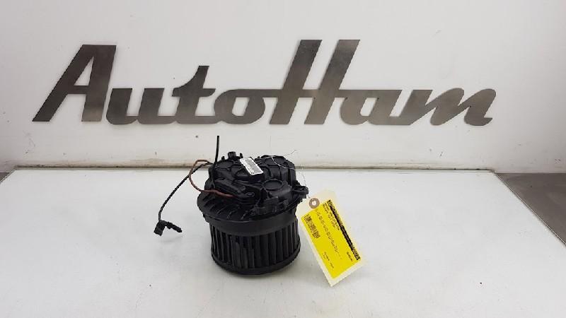 KACHEL VENTILATORMOTOR Peugeot 1007 (KM) (01-2004/02-2011), Gebruikt, Peugeot
