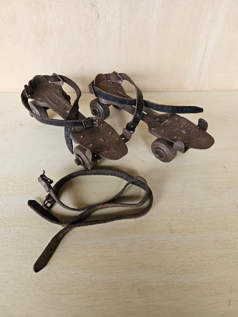 Vintage metalen rolschaatsen Nova Gloria, Ophalen of Verzenden, Gebruikt, Overige merken