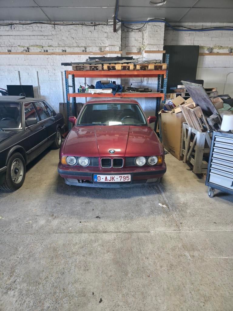 Bmw E34 535i, Autos : Divers, Garages