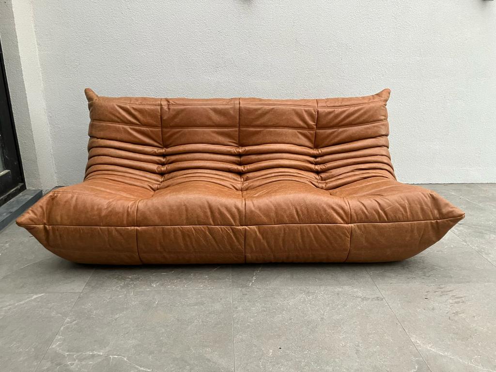 3 places cuir vintage Cognac , encore comme neuf !, Maison & Meubles, Canapés | Salons, Enlèvement ou Envoi, Cassina sede b&b italia togo mah jong ligne roset knoll vitra