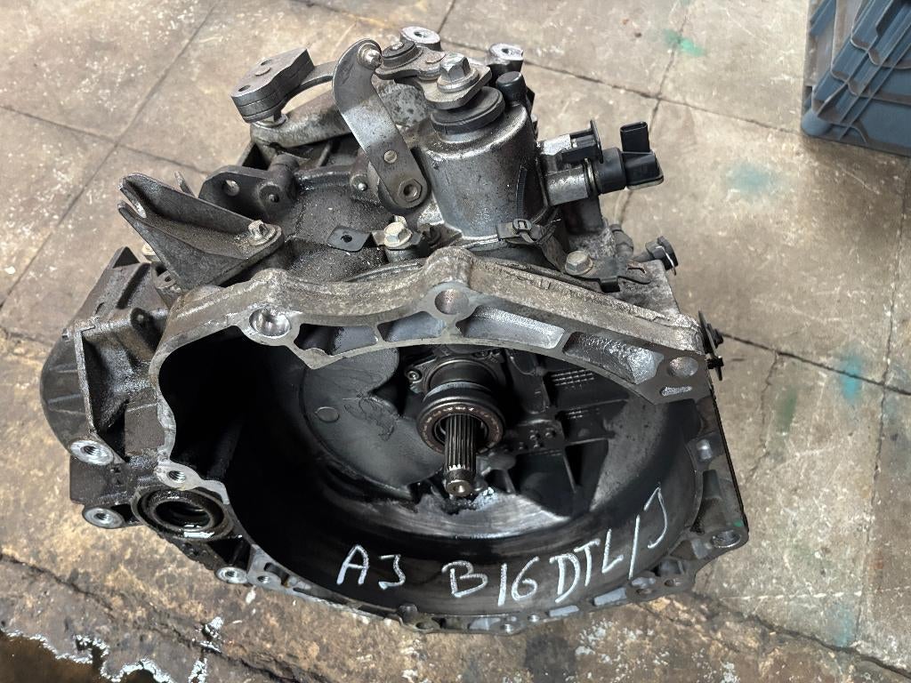 BOITE 6 VITESSES OPEL ASTRA J 1600 TURBO DIESEL, Autos : Pièces & Accessoires, RUE BRIGADE PIRON 307, Enlèvement, Utilisé, Garage_bila@yahoo.fr