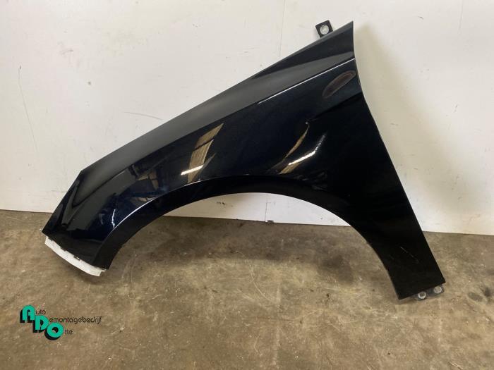 Scherm links-voor van een Ford Focus (Focus 11-) (FB), Gebruikt, -, -, Ophalen of Verzenden