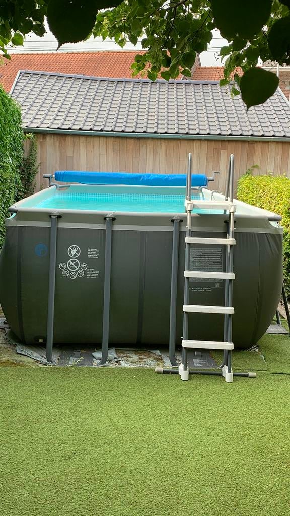 Zwembad Intex 274 cm x 549 cm met warmtepomp, Gebruikt, 200 tot 300 cm, Rechthoekig, Ophalen