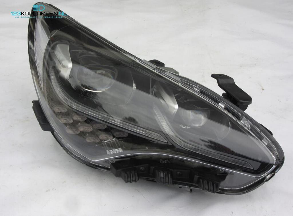 Kia Stinger Full LED koplamp rechts, Kia, -, -, Enlèvement