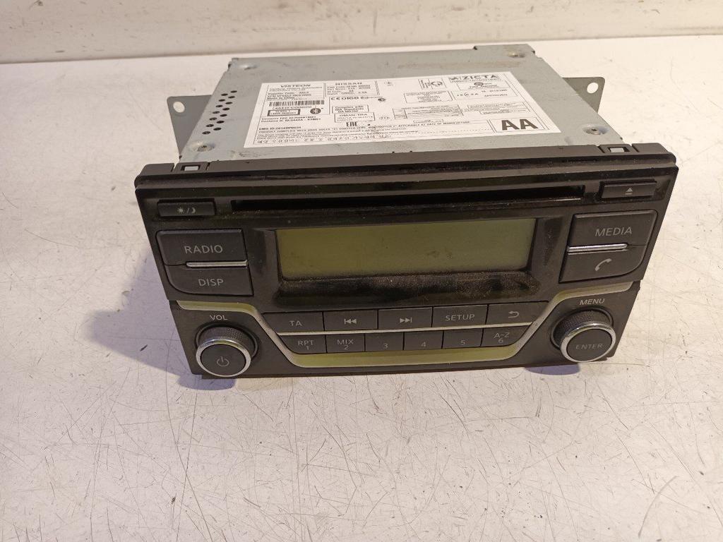 Radio Nissan Leaf, Autos : Divers, Autoradios, Enlèvement ou Envoi, Van der Ven Autorecycling B.V., Onderdelen@venauto.nl, Ettenseweg 76, 4706 PB Roosendaal, The Netherlands