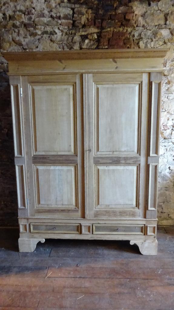 Garde-robe ancienne, Antiquités & Art, Enlèvement