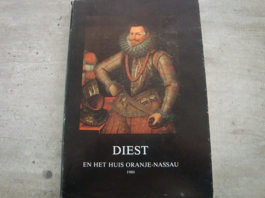 DIEST EN HET HUIS ORANJE-NASSAU, Enlèvement ou Envoi, Utilisé