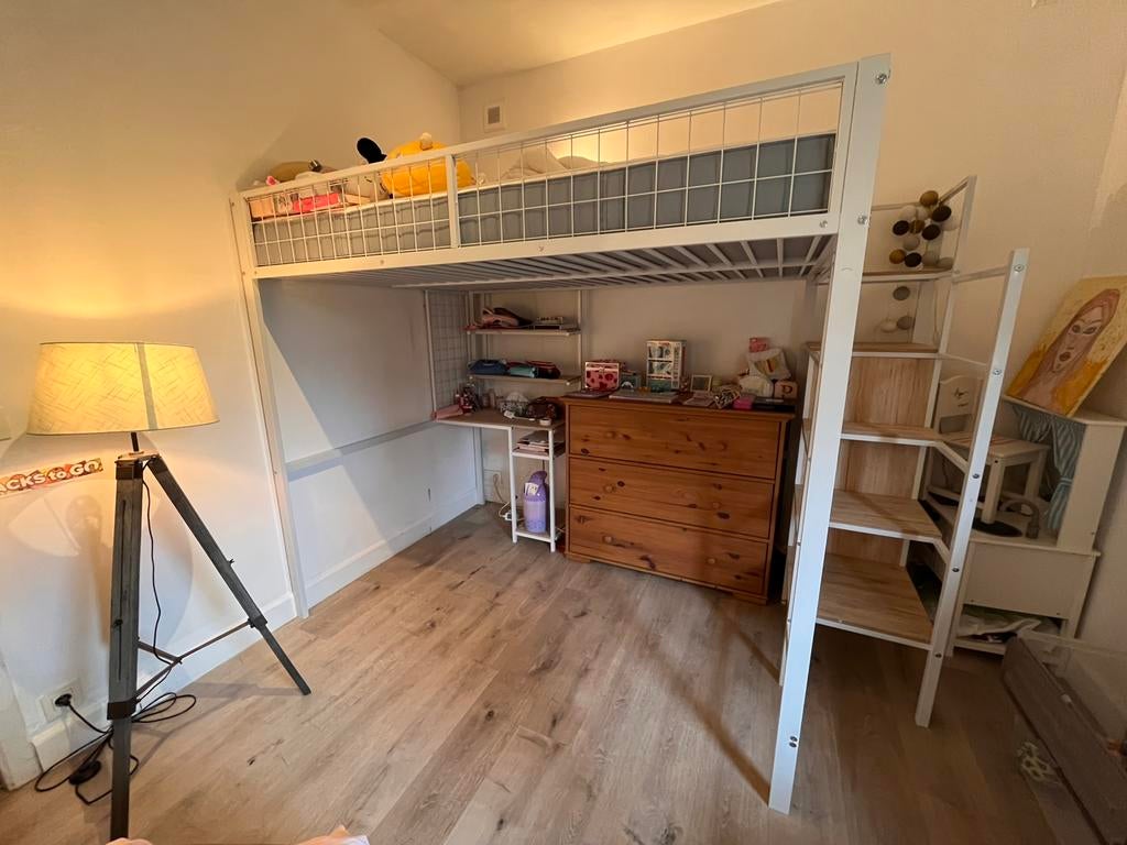 Lit mezzanine 140x200 avec bureau en bas, Enlèvement, Comme neuf, Queen size, Lit mezzanine