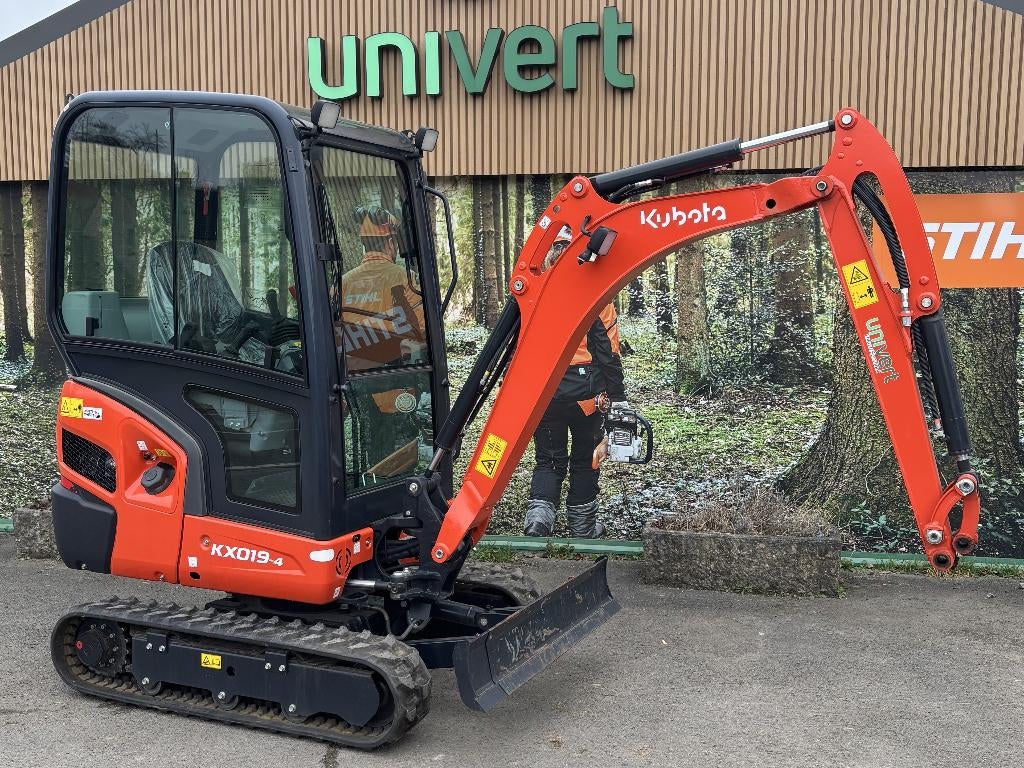 Minipelle Kubota KX019-4, Articles professionnels, Machines & Construction | Grues & Excavatrices, Enlèvement, Excavatrice