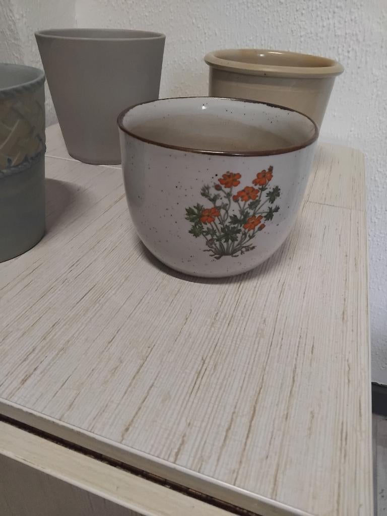 cache pots, Enlèvement