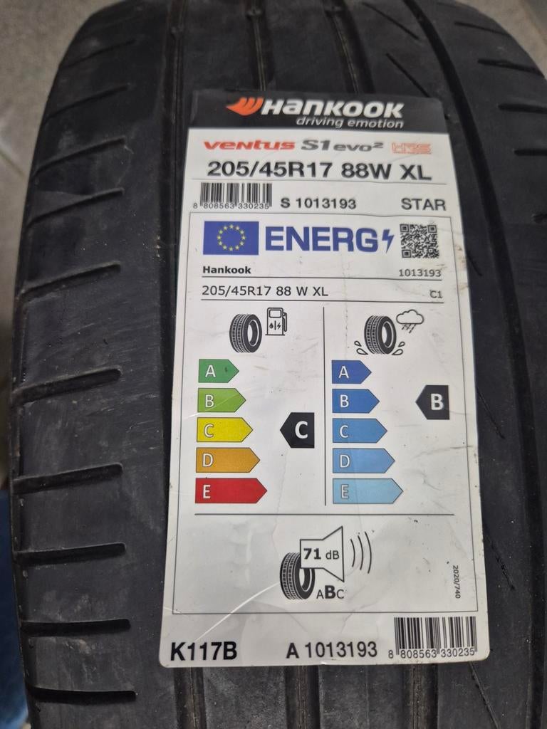 1 pneu Hankook Runflat 205/45R17, Autos : Pièces & Accessoires