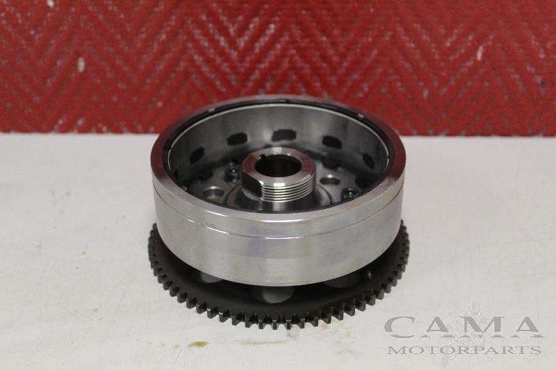 VOLANT MOTEUR Kawasaki Z 1000 2010-2013 (Z1000 ZR1000D-E), Motos, Dhr. S. di Majo, Utilisé, Info@cama-motorparts.nl, P.J. Troelstraweg 8 8
3144 CX  MAASSLUIS, NL