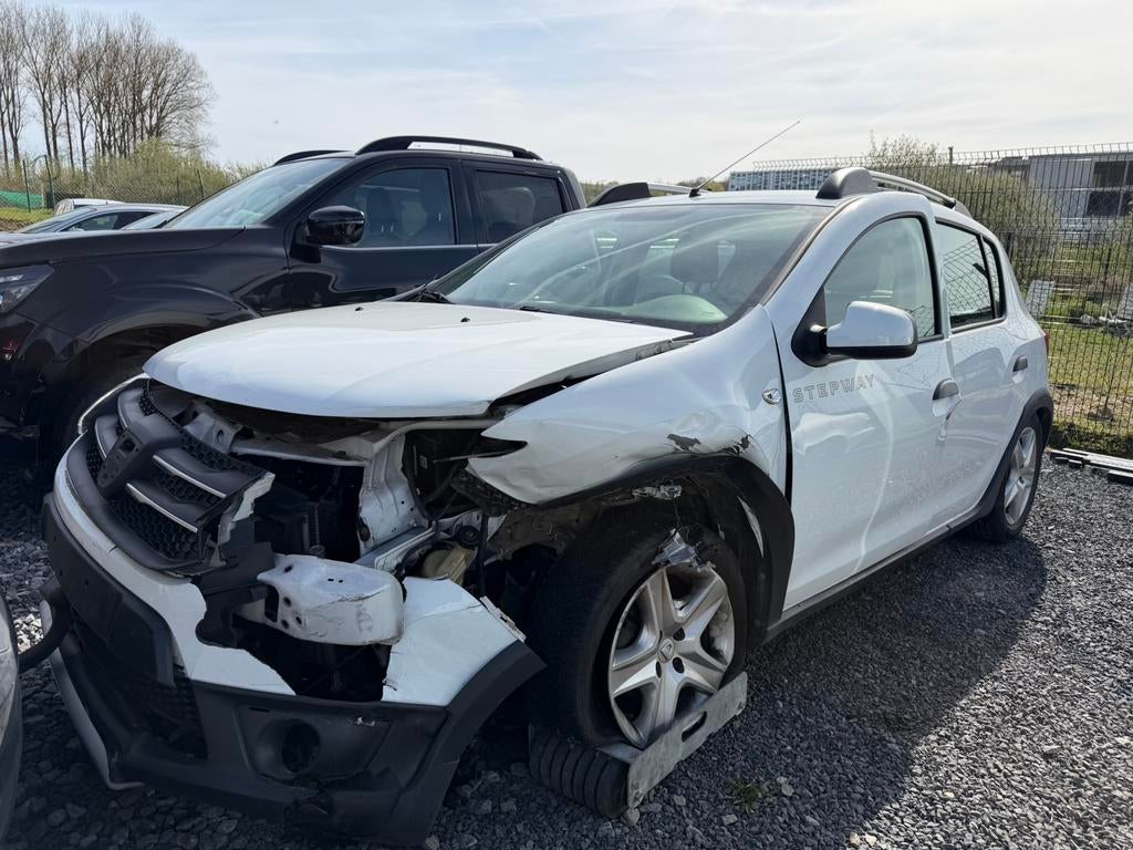 Dacia Sandero, Autos : Divers, Voitures accidentées, Dacia, Automatique, Essence, Blanc, Enlèvement