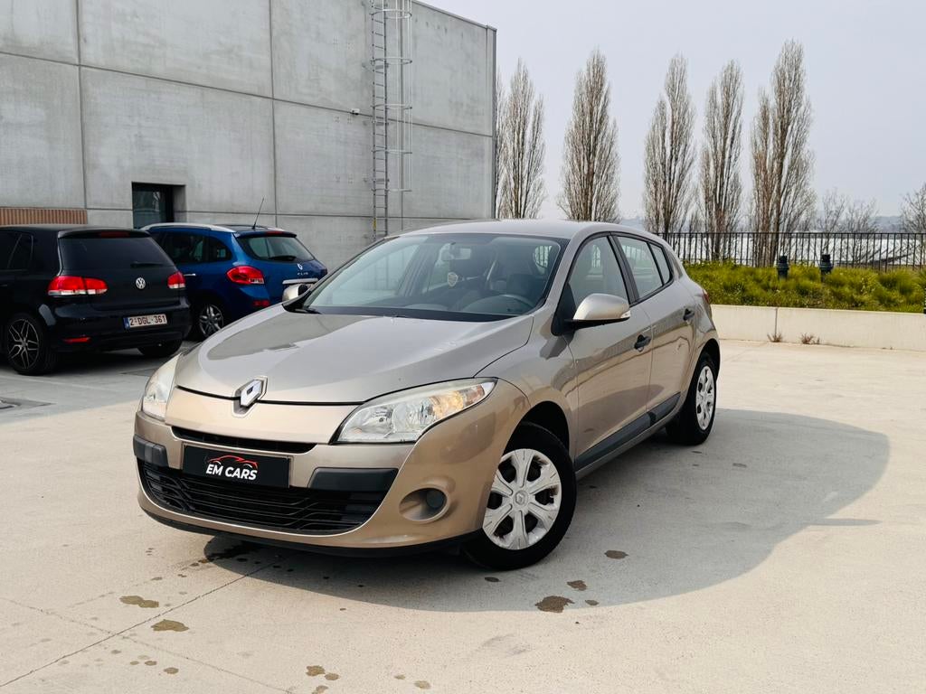 Renault Megane 1.6i 16V Benzine, Auto's, Euro 5, Bedrijf, Mégane, Te koop