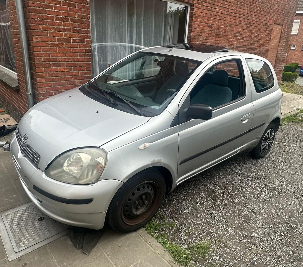 Toyota Yaris moteur vvti essence : increvable fiable eco, Autos, Achat, Boîte manuelle, Toit ouvrant, Particulier