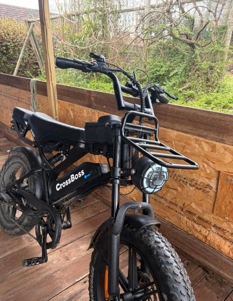 fatbike v20 pro crossboss te koop standaard is kapot, Ophalen, Zo goed als nieuw