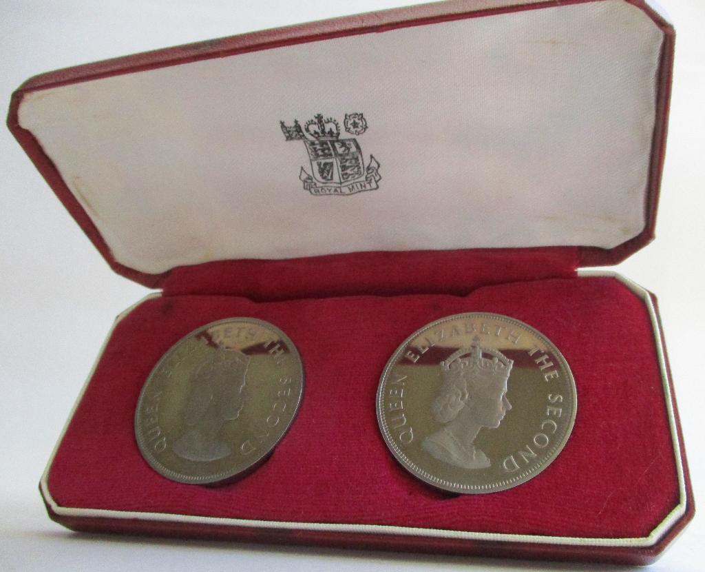 1066-1966- 2x BAILIWICK of JERSEY -QUEEN ELIZABETH ll-, Verzenden, Ierland, Overige waardes, Setje