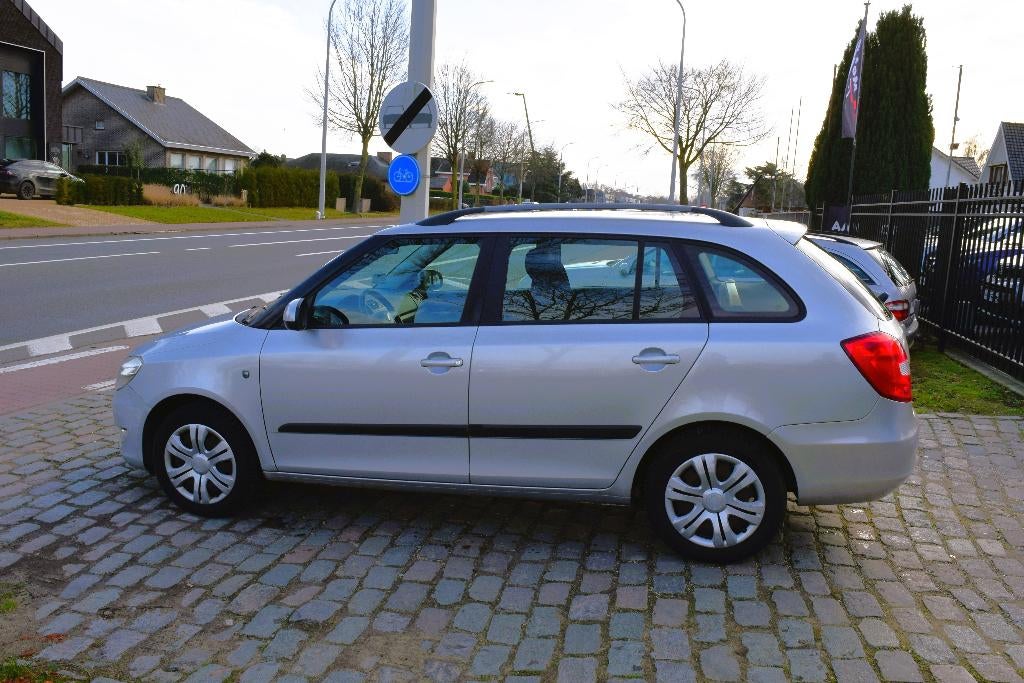 Skoda Fabia 1.2HTP/1st Owner/HISTORY/GARANTIE, Auto's, Euro 5, Bedrijf, 5 deurs, 1200 cc